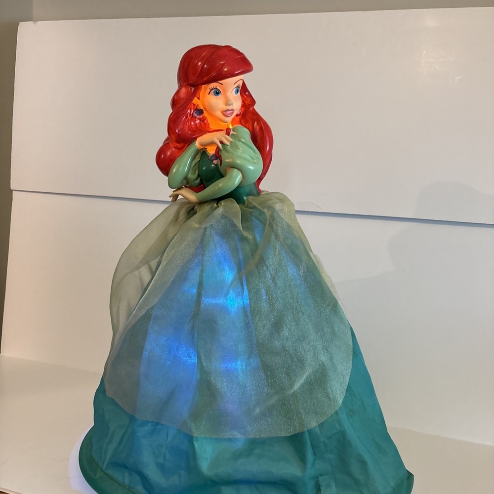 DISNEY THE LITTLE MERMAID LED LIGHT UP FIGURE 20 INCHES TALL